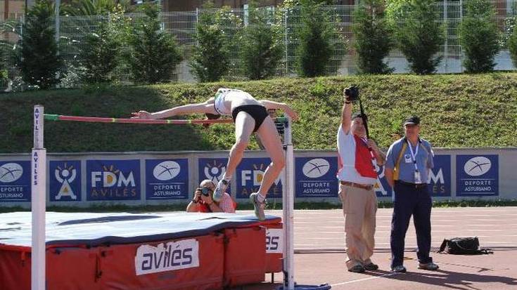 Atletismo Klubeko korrikalariek hainbat marka lortu dituzte