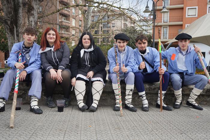 Amurrioko kintoek senideekin 40 1770387090472