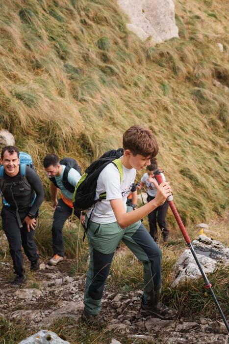 Gorobel Ibilaldiak ehuna men 50 1762257280761