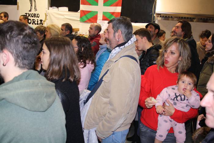 Aiaran ere armairutik atera  39 1511252737824