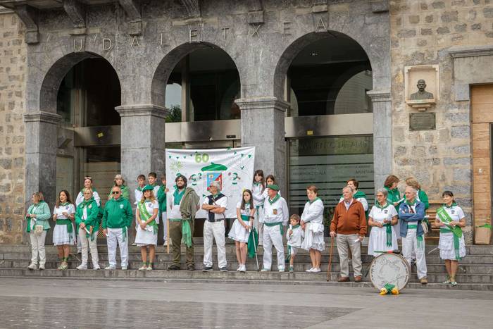 Dantza Lagunak kuadrillaren  26 1776520618983