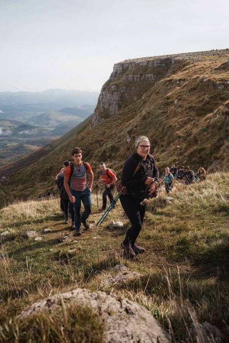 Gorobel Ibilaldiak ehuna men 73 1762257293165