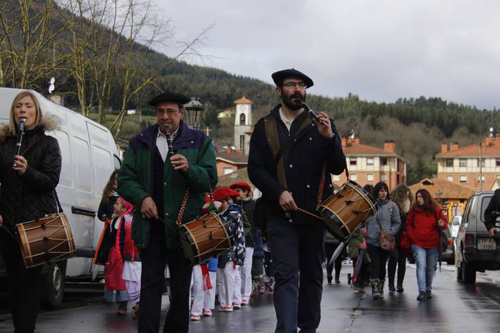 Dantzari Egunak herriguneko  3 1521466050281