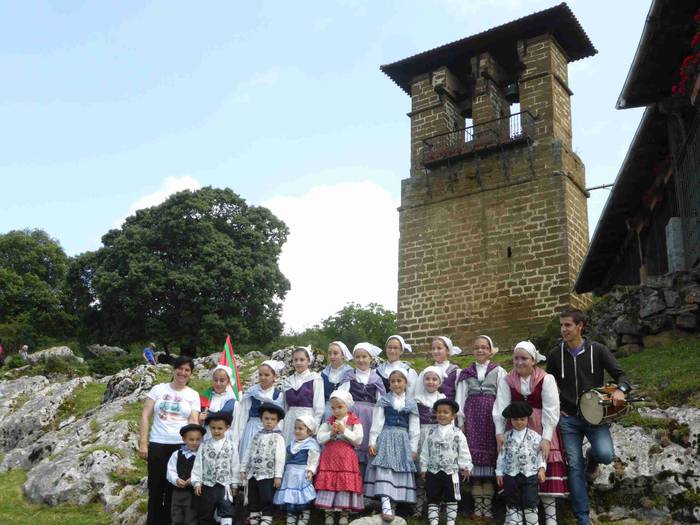 Astelehenerarte luzatu ziren 98 1496394764709