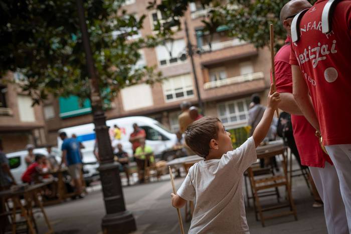 Haur eta nagusiak izan dira  32 1755092591407