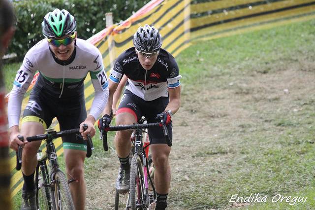 Nazioarteko Ziklokrosean esk 3 1509384803359