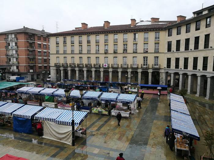 Ehunka lagunek berotu dute D 4 1521813723734