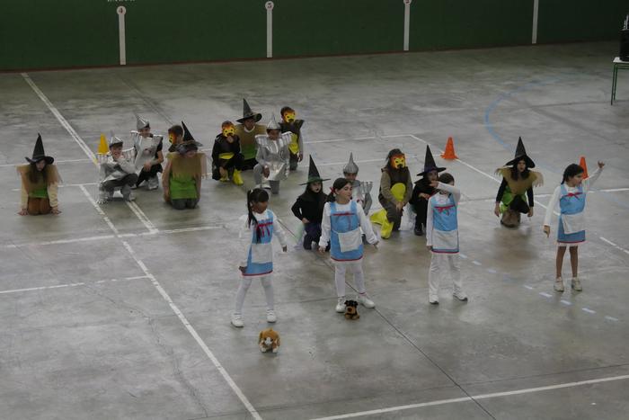 Desfilerik gabe, baina dantz 21 1770997067313