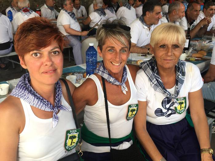 Gaztetxeko eta antzinako jai 45 1502897436361