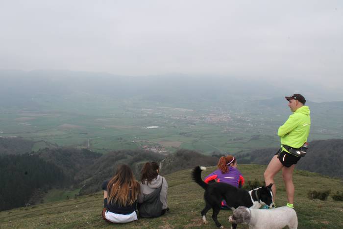 Jende ugarik parte hartu zue 18 1490024471723