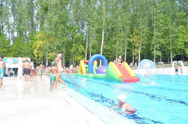 Haurrentzako igeriketa ikastaroa Okondoko igerilekuetan