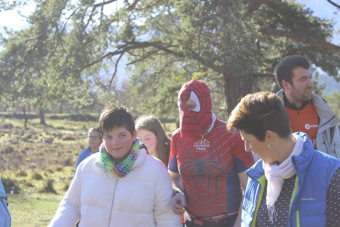 400 lagunen laguntzaz Babio  2 1514122638840