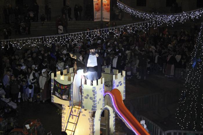 Olentzero eta maridomingi Ai 18 1514143478007