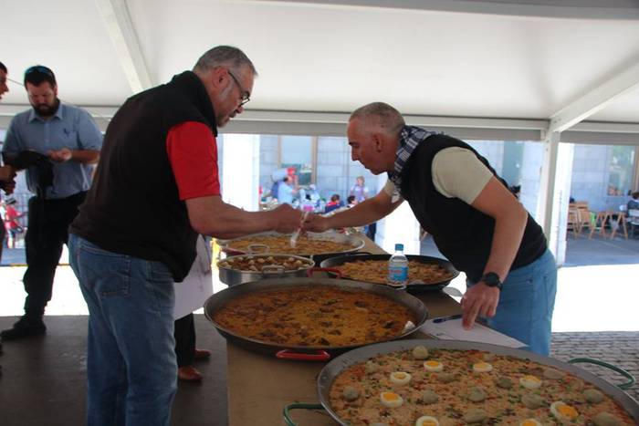 Otxomaioek jendez bete dute  24 1494233095103