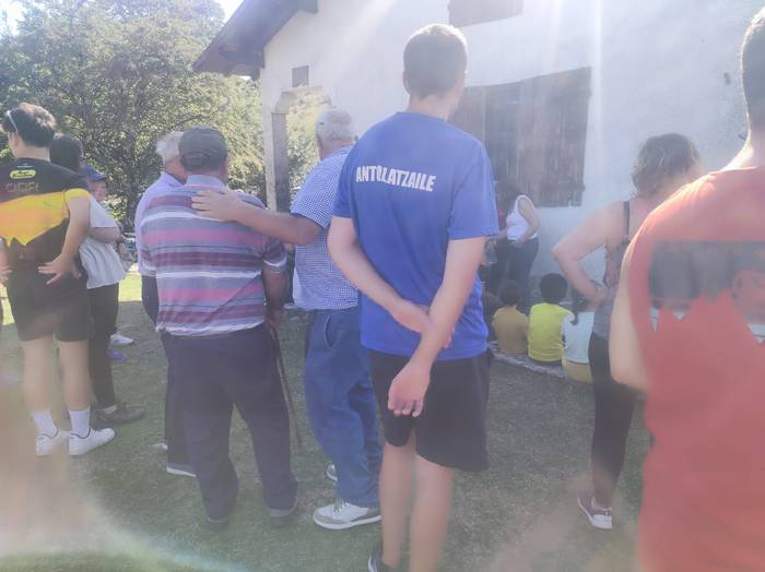 Aiaraldear ugari batu ziren  4 1757316257597