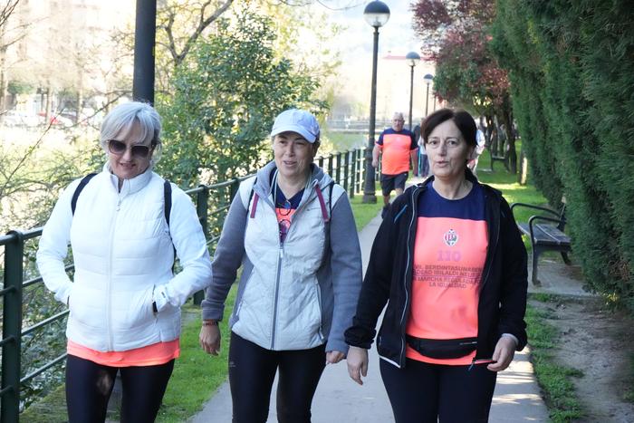 Ehunka lagunek parte hartu d 49 1774179273437