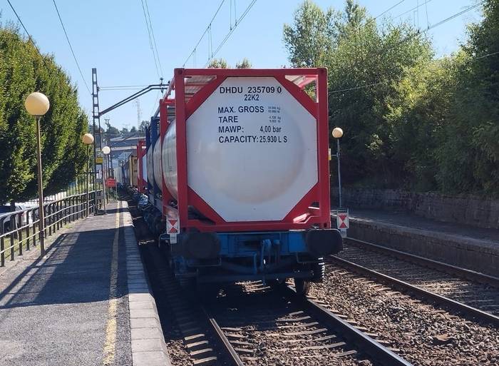 Matxurek eta atzerapenek jarraitzen dute Renfeko C-3 zerbitzuan