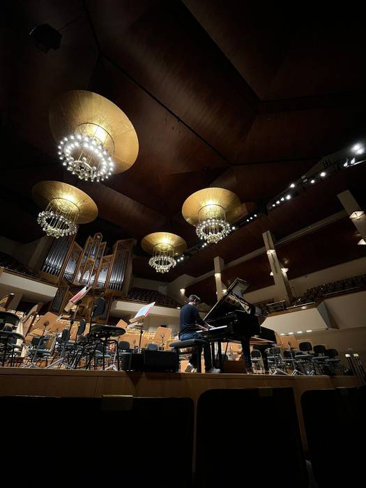 Antonio Oyarzabal piano-jotzaile laudioarrak bakarlari gisa debutatuko du Espainiako Orkesta Nazionalarekin