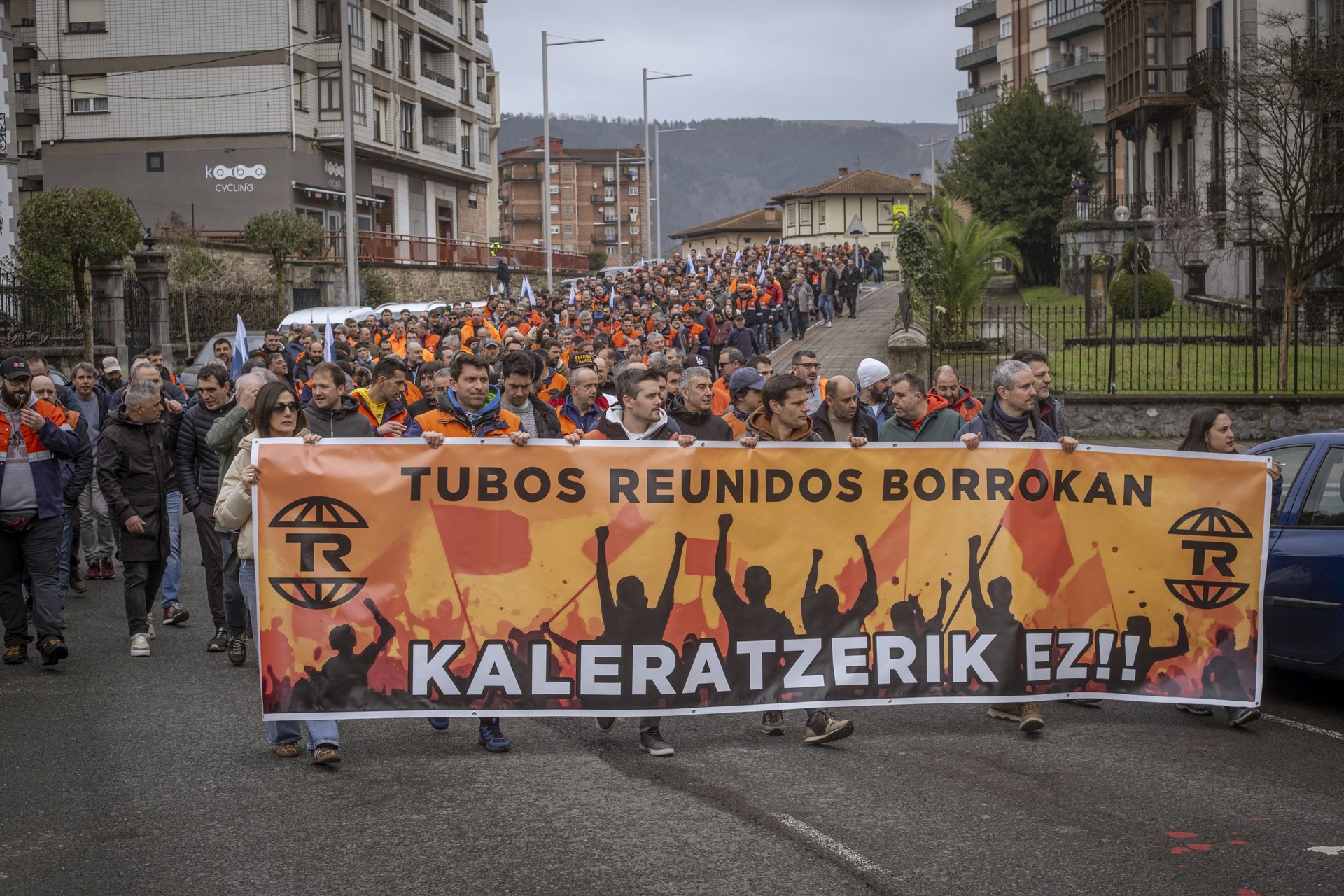 Tubos Reunidoseko inbertitzaileak hilabetea amaitu baino lehen ezagutu nahi ditu epaileak