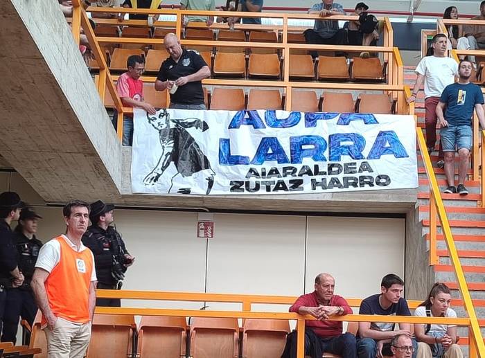 Finalerdia galduta, Iker Larrazabalek jarraitzen du txapelduna izateko masterra ikasten