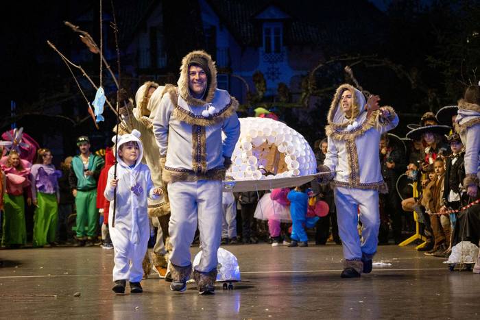 Carnesto oilarraren konpaini 52 1771098676764