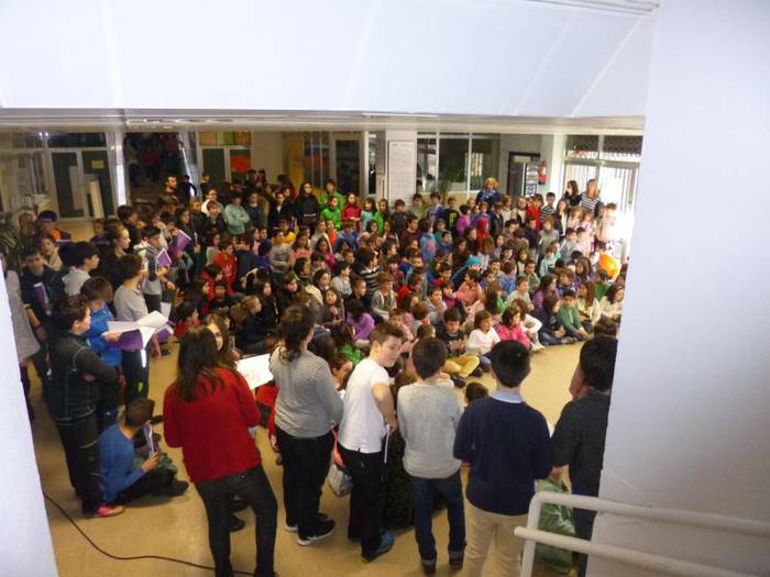 Euskararen Urrezko Makila bi 4 1487252135412