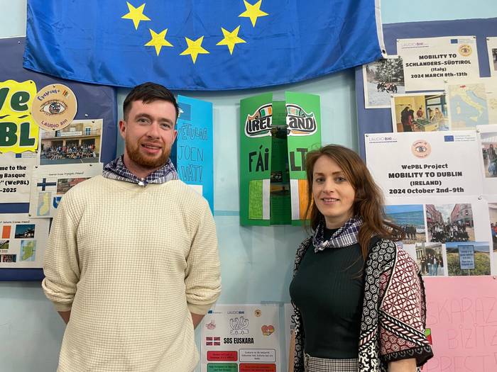 “Euskara babesteko  duzuen pasioa oso inspiragarria da guretzat”