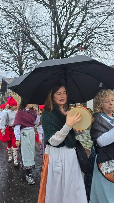 Aretako familia mordoa egon  23 1766668464786