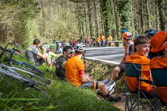 Itzuliak ehunka aiaraldear a 4 1775673357183