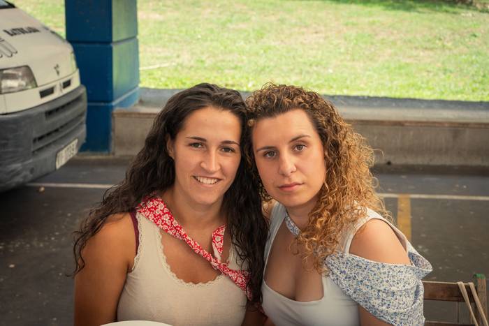 Ehunka lagun bildu dituzte j 83 1757018554915