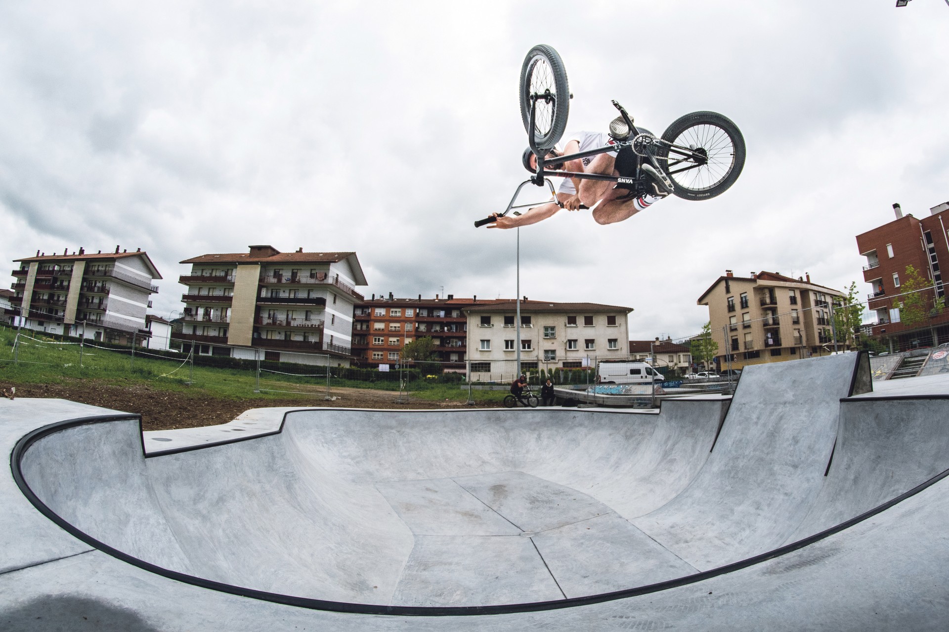 Skate Parken zaletasuna gora berriz