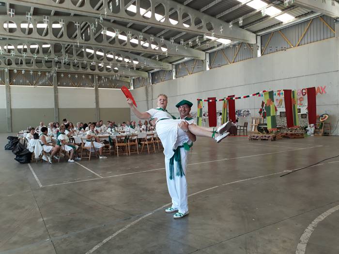 Dantza Lagunak taldeak 51. u 23 1498037893175