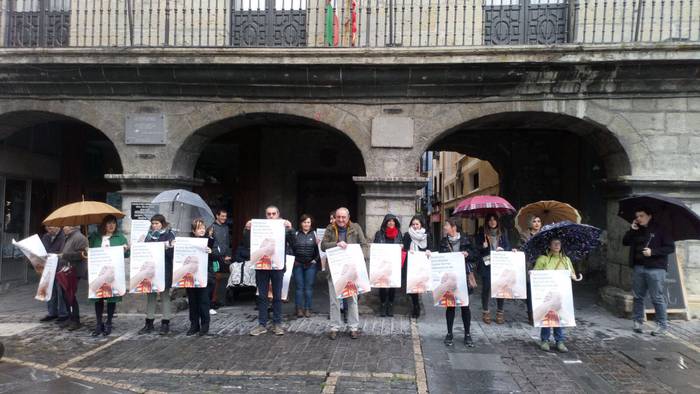 Dozenaka lagun atera dira ka 24 1521978949488