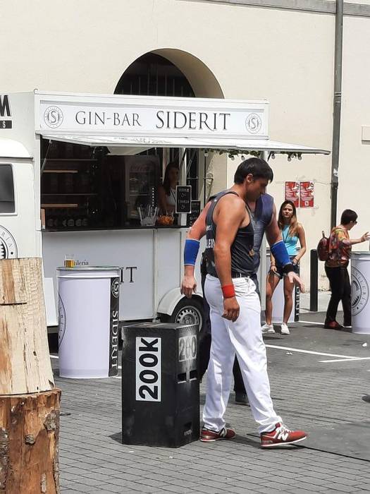 Athleticzaleen hiriburua bil 10 1686509237850