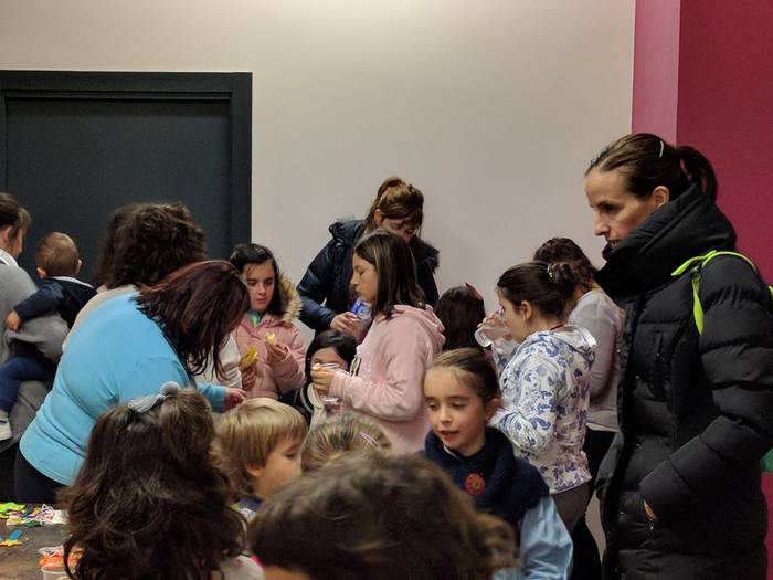 Olentzero eta Maridomingi er 2 1514280918271