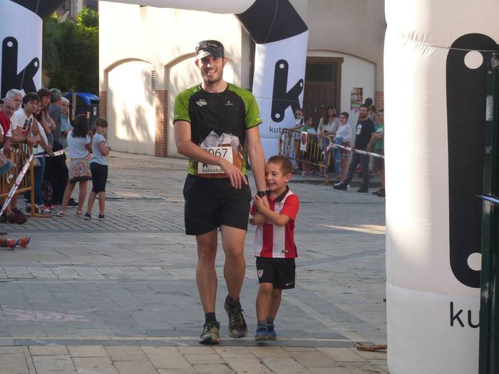 Haur zein helduek izan zuten 302 1538429655029