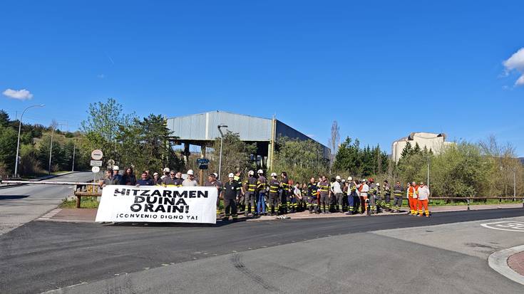 Tubacex enpresan deitutako azken lanuzteak izan dituzte gaur, baina gehiago egiteko atea ireki dute