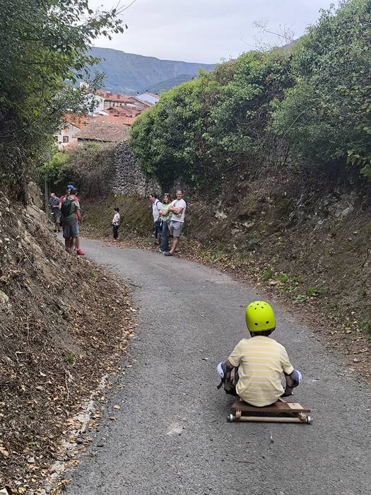 Auzo giroan gozatu dituzte M 27 1759049362258