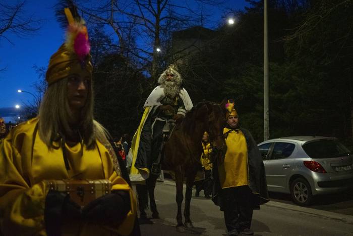 Hiru Errege Magoek ilusioz b 37 1767698593167