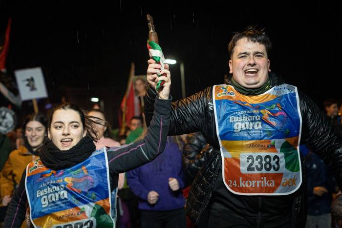 Aldarrikapenez eta pirotekni 14 1774598144989