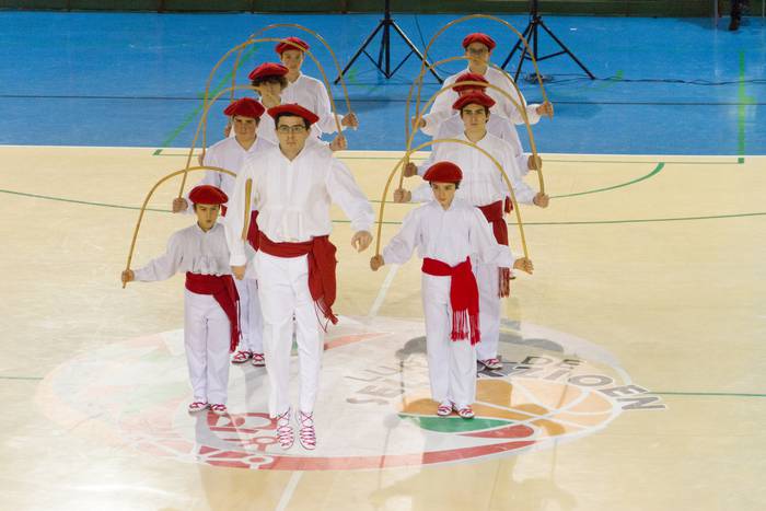 Itxarkundiak ehunka lagun ba 44 1513677512738