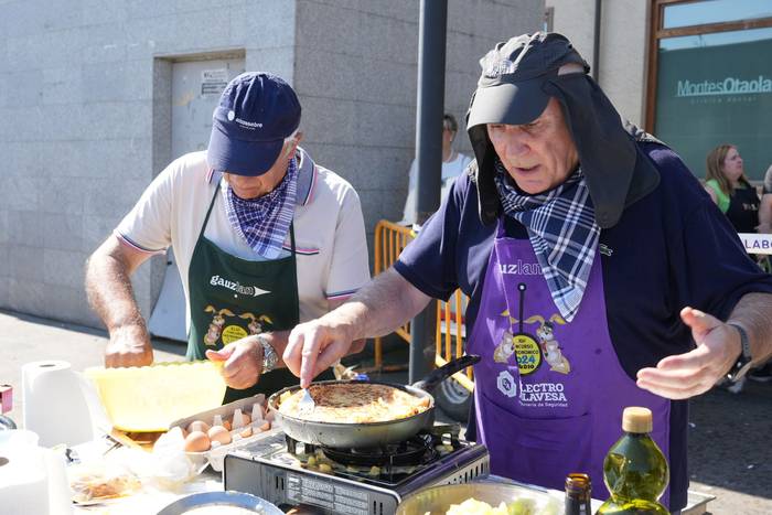 Jaien atsedenaldiko larunbat 22 1755976881772