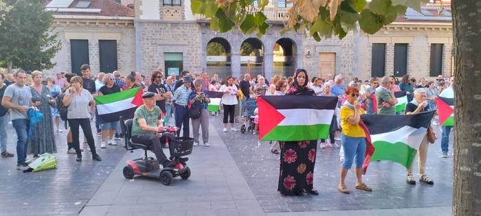 Palestinaren aldeko burrunba 26 1757102618476