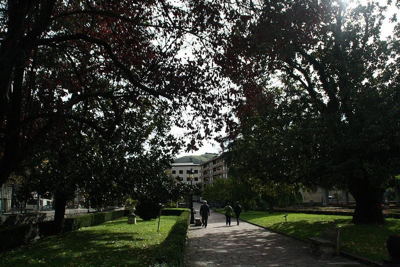 Plataforma sortuko dute herritarrek Lamuza Parkeari irtenbidea bilatzeko