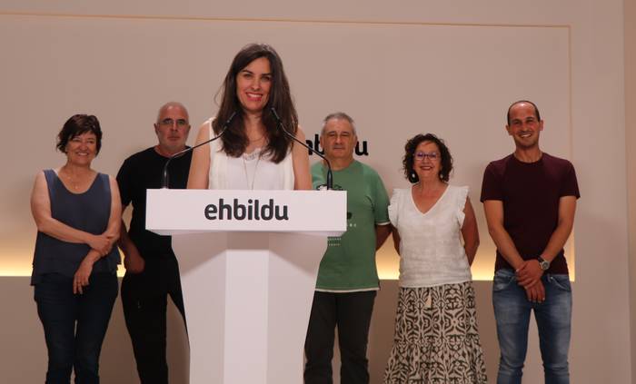 Landa eremuan etxez etxeko laguntza zerbitzua bermatzea eskatu dio EH Bilduk Arabako Foru Aldundiari