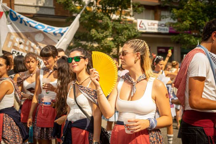 Festa-giro goria piztu du La 35 1755256994524