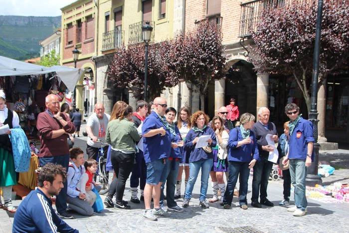 Jendetza eta giro ona nagusi 72 1494849552385