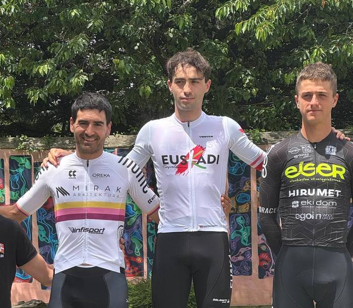 Elite kategoriako Euskadiko txapelduna da Asier Castilla, baina txirrindulariak gehiago nahi du