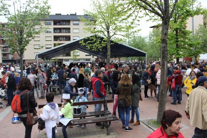 Danbor hotsez bete dituzte b 174 1524860781378