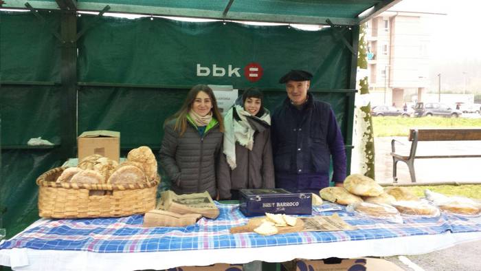 Eguraldi petrala izan arren, 25 1513617492621